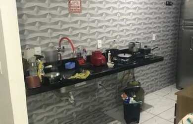 Imagem: A casa em condomínio possui 3 Dormitórios, 1 Banheiro e está