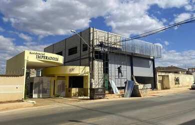 Imagem 2: Galpão. 250m² de Áreae5 Vagas na garagem