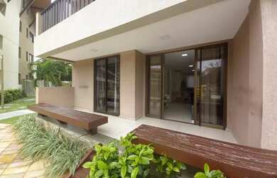 Imagem: O apartamento possui 2 Dormitórios, 2 Banheiros, 1 Vaga na