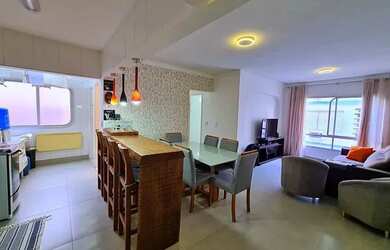 Imagem 2: 04 DORMITÓRIOS, 02 QUADRAS DA PRAIA COM SERVIÇO DE PRAIA