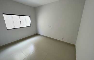 Imagem 14: Linda casa 3/4 sendo 1 suíte no Jardim Itaipú em Goiânia