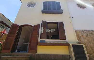 Imagem 2: Vende-se casa na Rua Pedro Guedes com 242M² Composta por 6 Quartos, 4...