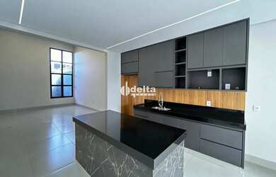 Imagem 11: Casa residencial com 3 quartos sendo 1 suíte disponível para venda no...