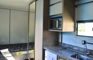 Imagem: O apartamento possui 1 Dormitório, 1 Banheiro, 18m² de Área
