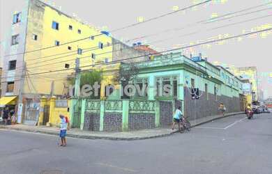 Imagem: A casa à venda possui 5 Dormitórios, 5 Banheiros, 3 Vagas