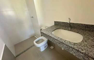 Imagem 12: Sobrado para venda tem 181 metros quadrados com 4 quartos