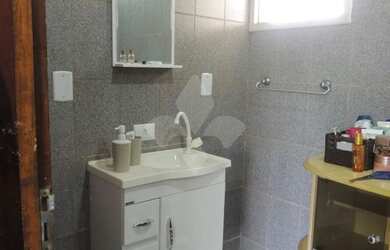 Imagem 11: Casa com 4 dormitórios no centro de Garopaba SC