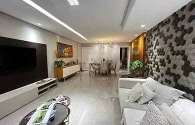 Imagem 4: Onde a Sofisticação encontra o Horizonte Cobertura Duplex na Mansão...