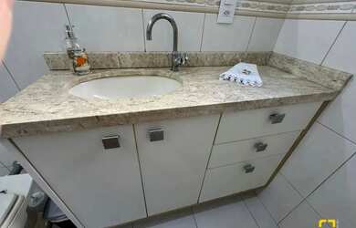 Imagem 13: Apartamento de 2 dormitórios reformado no Centro de Florianópolis -...