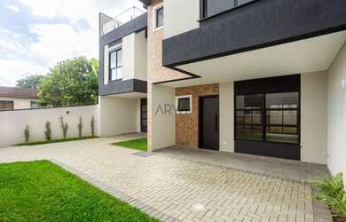 Imagem: A casa em condomínio possui 3 Dormitórios, 4 Banheiros, 2