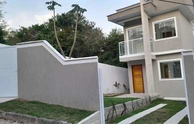 Imagem: A casa em condomínio possui 2 Dormitórios, 1 Banheiro, 74m²