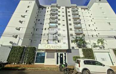 Imagem: O apartamento possui 3 Dormitórios, 1 Banheiro, 2 Vagas na