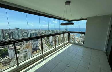 Imagem: O apartamento possui 3 Dormitórios, 3 Banheiros, 2 Vagas na