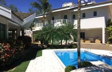 Imagem: A casa em condomínio possui 3 Dormitórios, 1 Banheiro, 5 Vagas