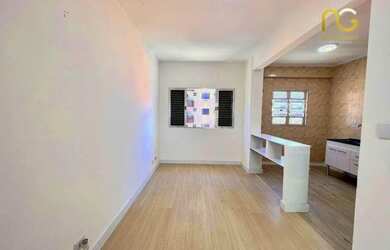 Imagem: O apartamento possui 1 Dormitório, 1 Banheiro, 1 Vaga na garagem