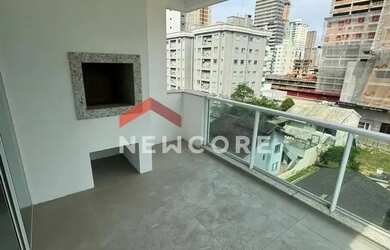 Imagem: O apartamento possui 2 Dormitórios, 3 Banheiros, 2 Vagas na