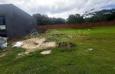 Imagem: O terreno possui 304m² de Área e está localizado em Reserva