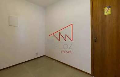 Imagem: O depósito possui 40m² de Área e está localizado em Catete