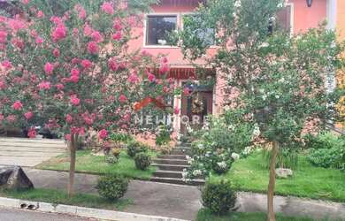 Imagem: A casa em condomínio possui 3 Dormitórios, 4 Banheiros, 4