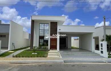 Imagem: A casa possui 3 Dormitórios, 3 Banheiros, 2 Vagas na garagem