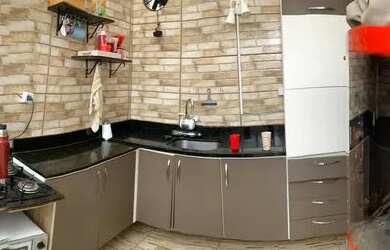 Imagem: A casa em condomínio possui 3 Dormitórios, 1 Banheiro, 1 Vaga