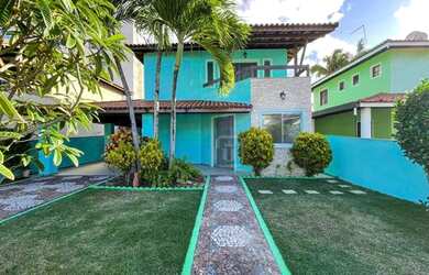 Imagem: A casa em condomínio possui 4 Dormitórios, 5 Banheiros, 2