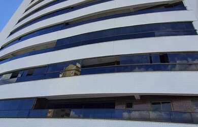 Imagem: O apartamento possui 3 Dormitórios, 3 Banheiros, 2 Vagas na