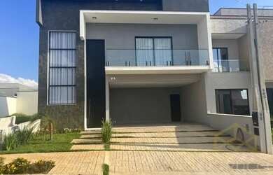 Imagem: A casa em condomínio possui 4 Dormitórios, 5 Banheiros, 4