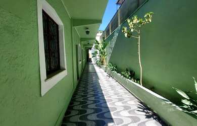 Imagem: A casa possui 2 Dormitórios, 1 Banheiro, 80m² de Área e