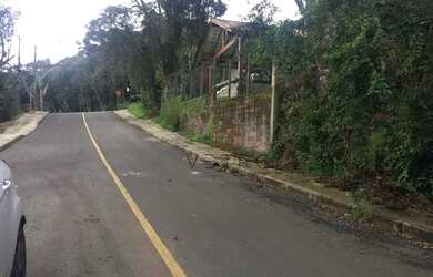 Imagem: O terreno possui 348m² de Área e está localizado em Canela