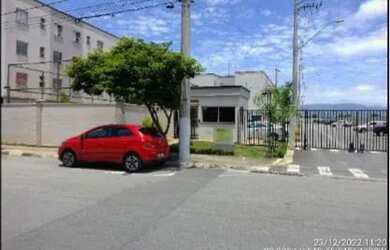 Imagem: A casa possui 2 Dormitórios, 1 Banheiro, 1 Vaga na garagem