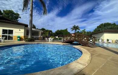 Imagem: A casa em condomínio possui 4 Dormitórios, 3 Banheiros, 2