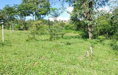 Imagem: O terreno possui 1.286m² de Área e está localizado em Matozinhos