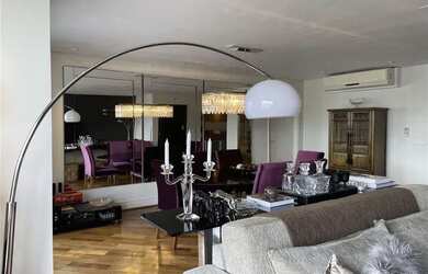 Imagem: O apartamento possui 2 Dormitórios, 3 Banheiros, 2 Vagas na