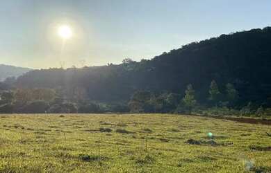 Imagem 1: Lote/Terreno para venda possui 500 metros quadrados em Jardim Colonial...