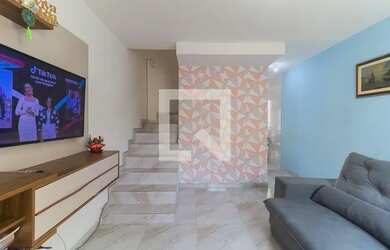 Imagem: A casa em condomínio possui 2 Dormitórios, 2 Banheiros, 1