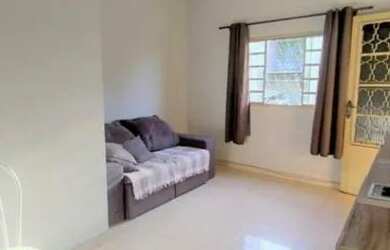 Imagem: A casa possui 2 Dormitórios, 1 Banheiro, 80m² de Área e