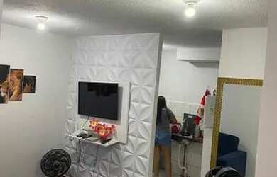 Imagem: O apartamento possui 2 Dormitórios, 1 Banheiro, 1 Vaga na garagem