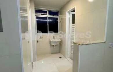 Imagem 14: Apartamento com 2 quartos sendo 1 suíte, dependências, garagem, em Freguesia