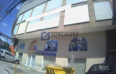 Imagem: O depósito possui 5 Vagas na garagem, 1.062m² de Área e