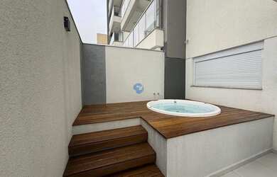 Imagem: O studio possui 1 Dormitório, 1 Banheiro, 2 Vagas na garagem