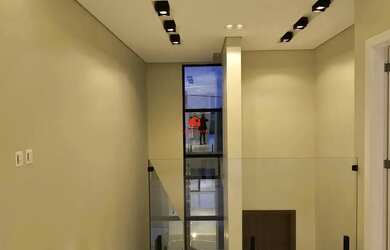 Imagem 9: Casa Duplex no Estoril 4 Suítes, (3 com closet) Energia solar, Piscina iluminada e cascata