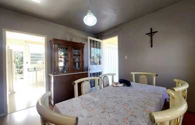 Imagem 9: Casa a venda no bairro Tomazetti