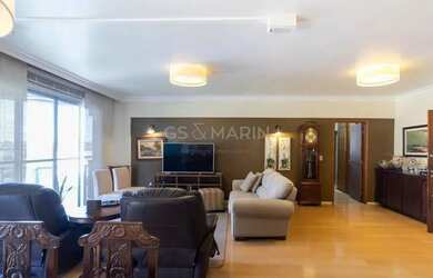 Imagem: O apartamento possui 4 Dormitórios, 3 Banheiros, 2 Vagas na