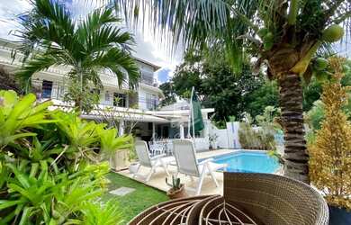 Imagem: A casa em condomínio possui 4 Dormitórios, 5 Banheiros, 2