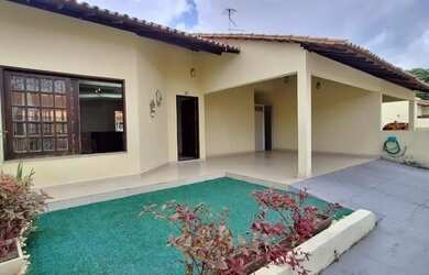 Imagem: A casa em condomínio possui 3 Dormitórios, 2 Banheiros, 2