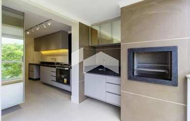 Imagem: O apartamento possui 4 Dormitórios, 3 Banheiros, 3 Vagas na