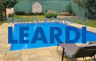 Imagem: A casa em condomínio possui 4 Dormitórios, 5 Banheiros, 4