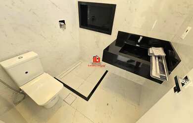 Imagem 7: Casa Duplex no Estoril 4 Suítes, (3 com closet) Energia solar, Piscina iluminada e cascata