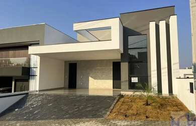 Imagem: A casa em condomínio possui 3 Dormitórios, 4 Banheiros, 4